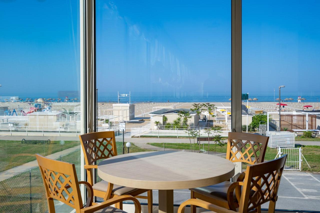 Hotel Astor Rimini Exterior foto